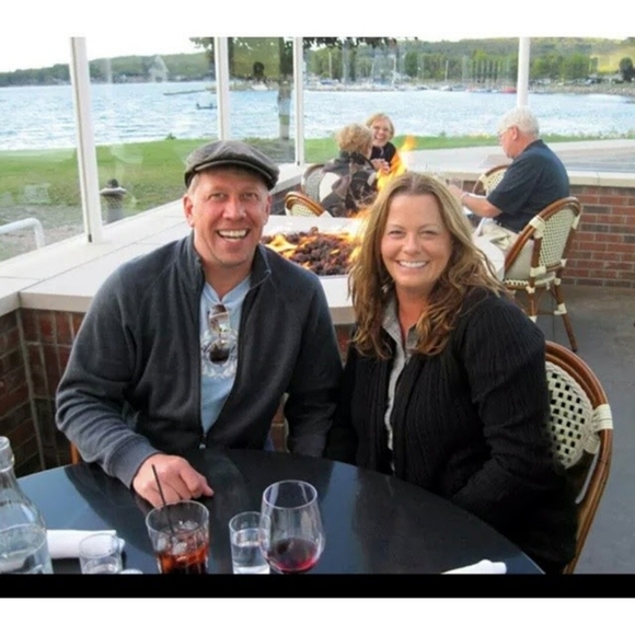 Meet your Posher, Posh - Picture 7 of 8